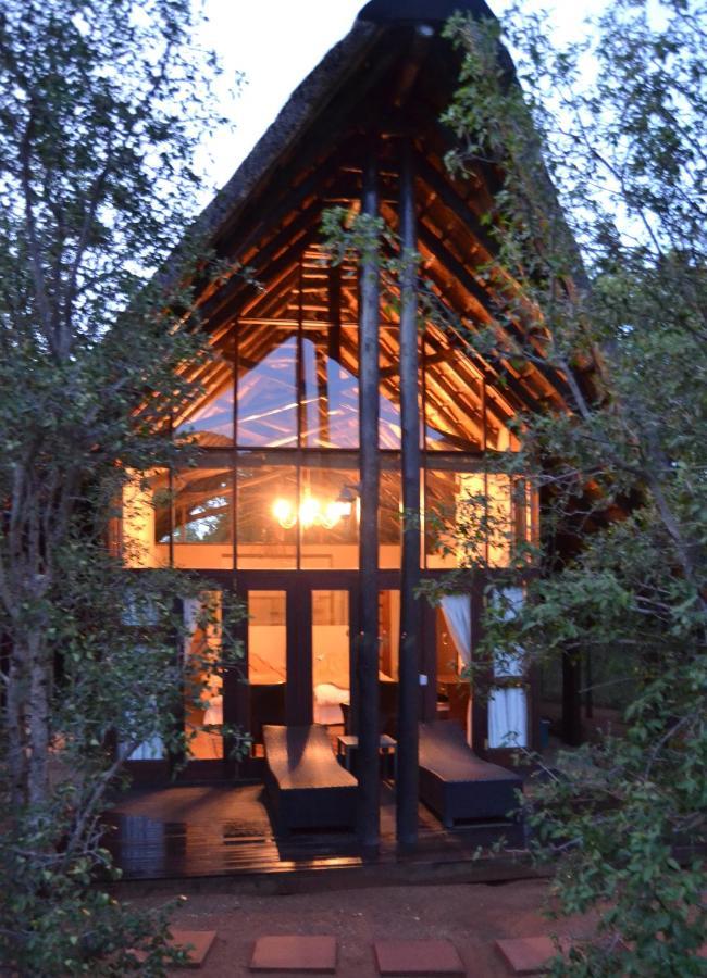 Kgorogoro Lodge Пиланесберг Екстериор снимка