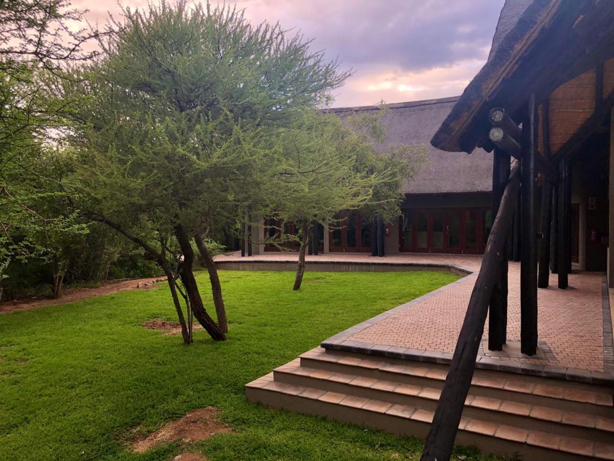 Kgorogoro Lodge Пиланесберг Екстериор снимка